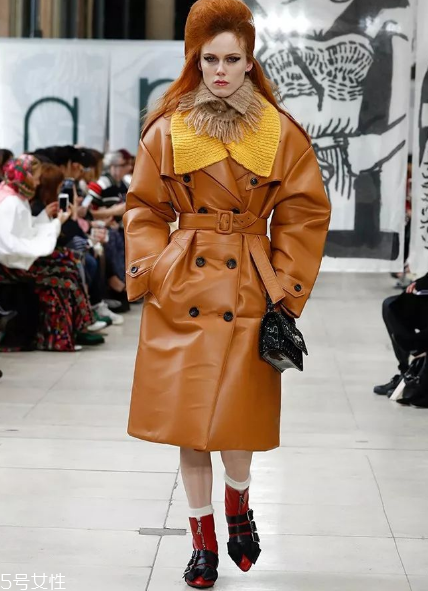 miumiu2018秋冬系列好看嗎_有哪些款式？