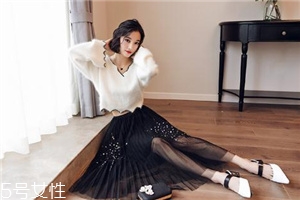 怎樣挑選適合自己的毛衣？清楚認(rèn)識(shí)自己的身材