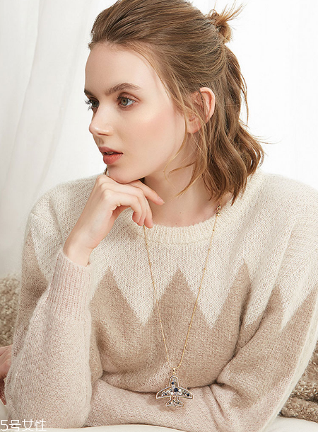 2022年流行什么項(xiàng)鏈？散發(fā)誘人頸間風(fēng)情