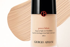 阿瑪尼權力粉底液怎么樣？阿瑪尼首款高度遮瑕粉底液