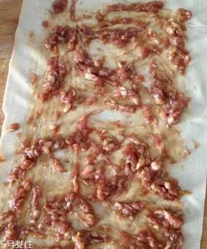 豆腐皮能油炸嗎？火候太猛容易炸糊