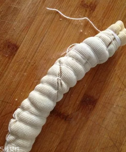 豆腐皮能油炸嗎？火候太猛容易炸糊