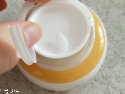 雪花秀滋陰套裝適合什么膚質？所有肌膚都適用