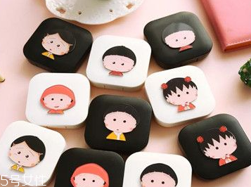 美瞳和隱形眼鏡的護(hù)理液一樣嗎 美瞳沒(méi)有護(hù)理液拿什么泡