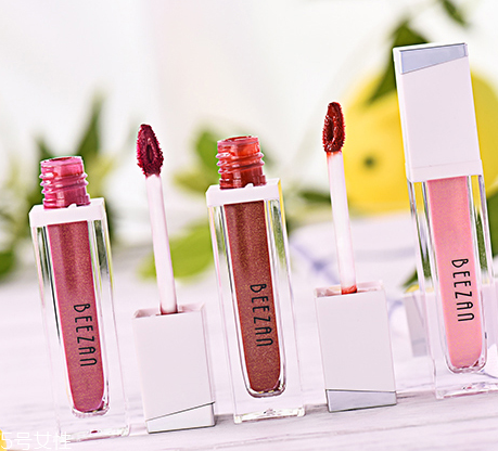 染唇液怎么卸干凈 棉簽輔助卸妝安全無(wú)殘留