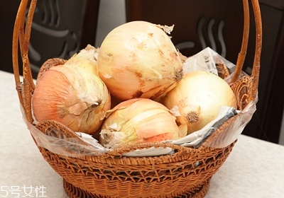 洋蔥怎么處理 洋蔥的處理技巧 洋蔥怎么處理 洋蔥的處理技巧