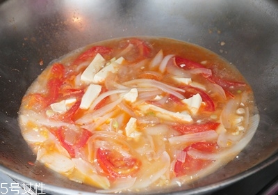 洋蔥怎么處理 洋蔥的處理技巧 洋蔥怎么處理 洋蔥的處理技巧