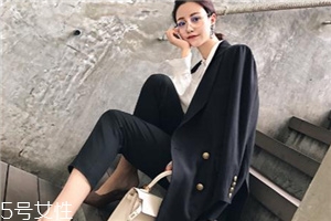 雙排扣西裝怎么搭配？盡顯帥氣女王范兒