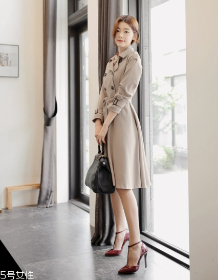 上班穿什么衣服好看？輕松成為職場麗人