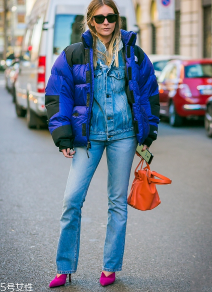 v口鞋怎么搭配？女人味十足的穿搭