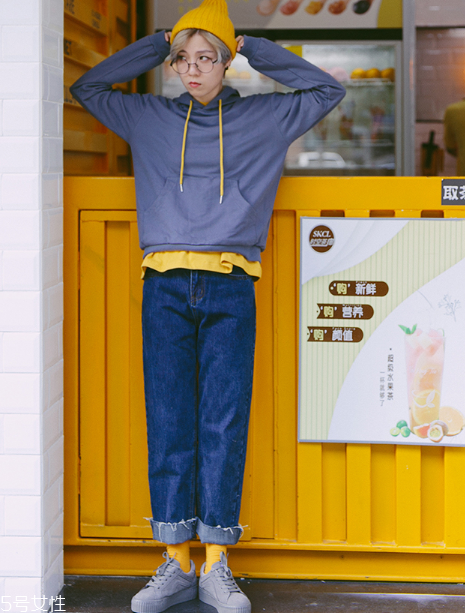 拼色牛仔褲什么樣的好看？這三款最時(shí)髦