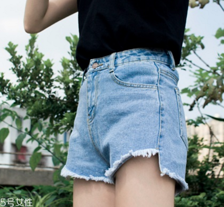 腿粗的女生適合穿什么？顯瘦又好看的穿搭