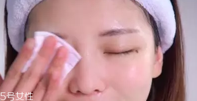 草莓鼻用什么產(chǎn)品最有效？4款產(chǎn)品讓鼻頭亮麗潔凈