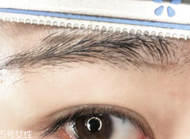 適合學(xué)生黨的自然眉筆推薦 新手修眉畫(huà)眉教程