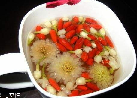 陳皮能和枸杞一起喝嗎 陳皮枸杞茶功效 陳皮能和枸杞一起喝嗎 陳皮枸杞茶功效