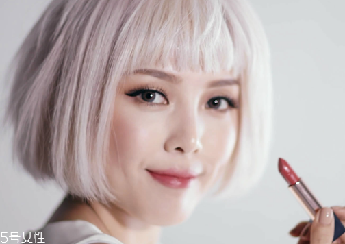 化妝步驟的正確步驟 新手化妝需要的基本用品 化妝步驟的正確步驟 新手化妝需要的基本用品