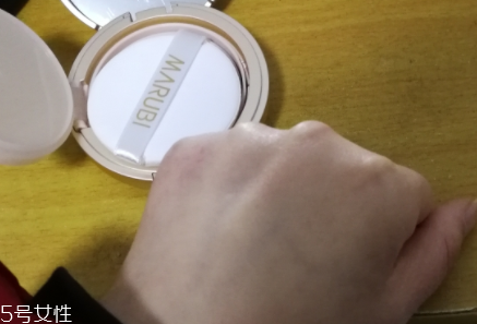 丸美氣墊BB霜幾號最白？1號適合白皮