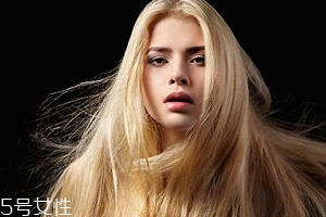 染發(fā)褪色要多長時(shí)間？2到3個(gè)月左右