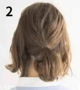 頭發(fā)短怎么扎好看？6個步驟讓短發(fā)有型又可愛