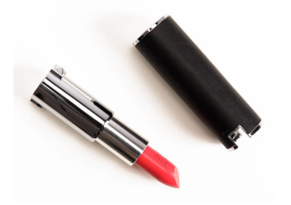 紀(jì)梵希小羊皮303和304哪個(gè)好？黃皮深唇選303