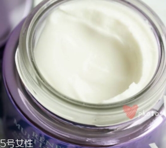 蘭蔻塑顏雪花霜怎么樣？肌膚白皙的秘密武器