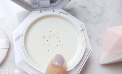 dear dahlia大理石彩妝系列好用嗎？非常適合黃種人