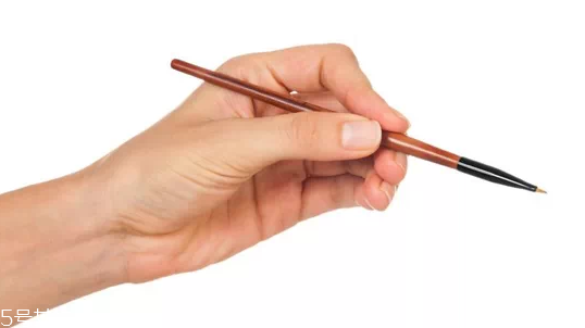 化妝刷怎么清洗才干凈？清洗化妝刷三步曲