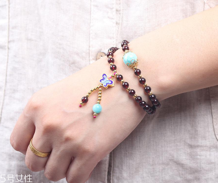 石榴石手鏈睡覺能戴嗎？這些情況你需要考慮