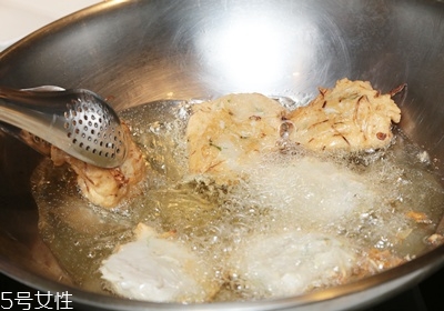 日式關(guān)東煮的做法及配方圖解 日式關(guān)東煮的做法及配方圖解