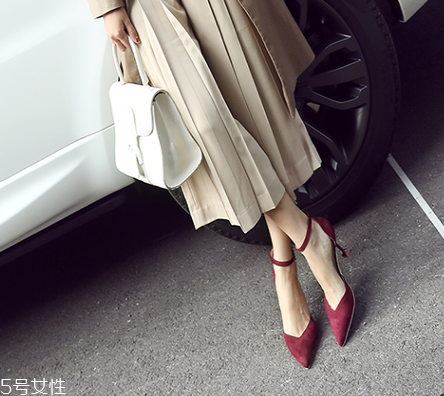 高跟鞋前腳掌疼怎么辦？四大妙招教你緩解