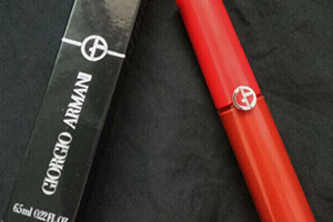 阿瑪尼405和ysl416哪個(gè)好？圣羅蘭416更好看