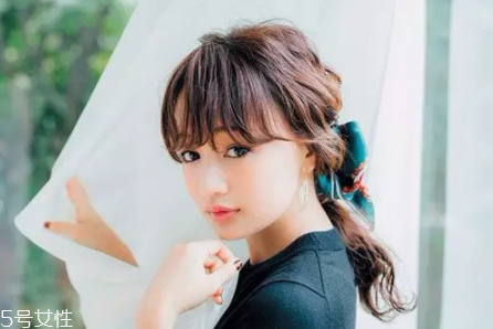 職業(yè)女性發(fā)型大全 2018最流行的OL發(fā)型趨勢(shì) 職業(yè)女性發(fā)型大全 2018最流行的OL發(fā)型趨勢(shì)