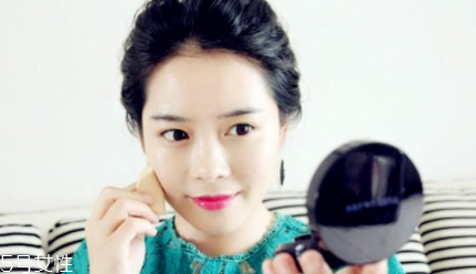 補妝用氣墊還是粉餅？干皮用氣墊