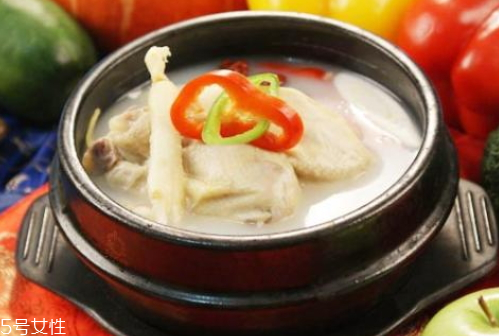 土茯苓可以煲雞嗎 食譜推薦 土茯苓可以煲雞嗎 食譜推薦