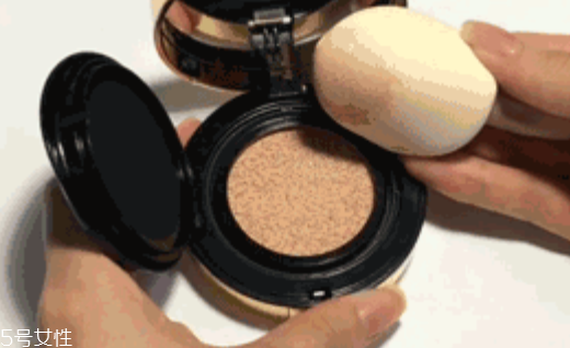 懶人化妝步驟圖 1分鐘搞定自然持久約會妝 懶人化妝步驟圖 1分鐘搞定自然持久約會妝