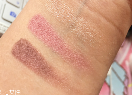 canmake三色眼影怎么樣 適合新手打造萌妹眼妝 canmake三色眼影怎么樣 適合新手打造萌妹眼妝