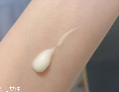 碧柔藍管防曬有酒精嗎？酒精過敏者慎用