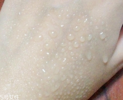 碧柔藍管防曬有酒精嗎？酒精過敏者慎用