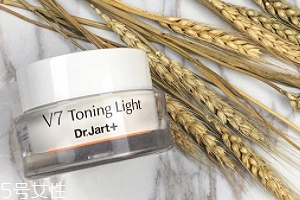 dr.jart+ V7素顏霜怎么樣？不適合干皮