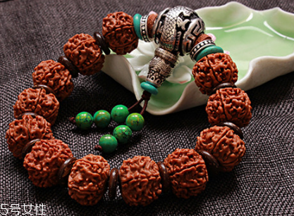 金剛菩提子怎么盤紅？教你幾招盤紅菩提子