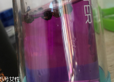 黑枸杞能和紅枸杞一起泡嗎？