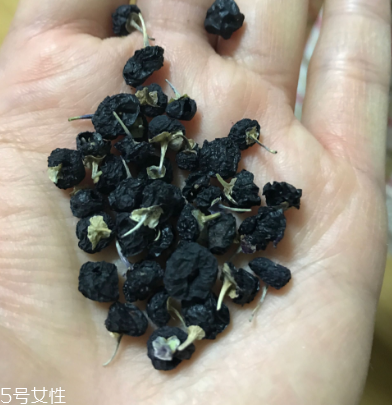 黑枸杞青少年能吃嗎？可以適量喝