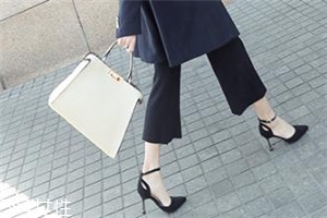 高跟鞋腳往前滑怎么辦？巧妙使用小工具