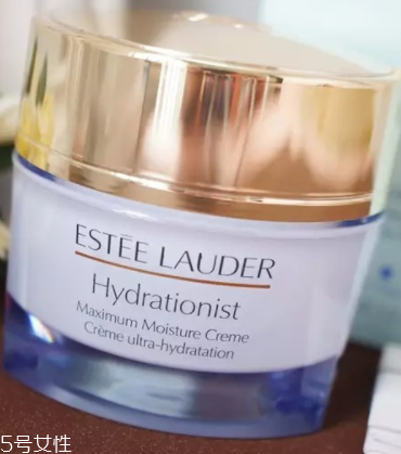 面霜可以涂在眼睛周圍嗎？貴婦面霜可以當(dāng)眼霜用