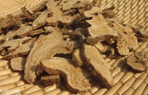 地骨皮是涼性還是熱性 味甘性寒 地骨皮是涼性還是熱性 味甘性寒