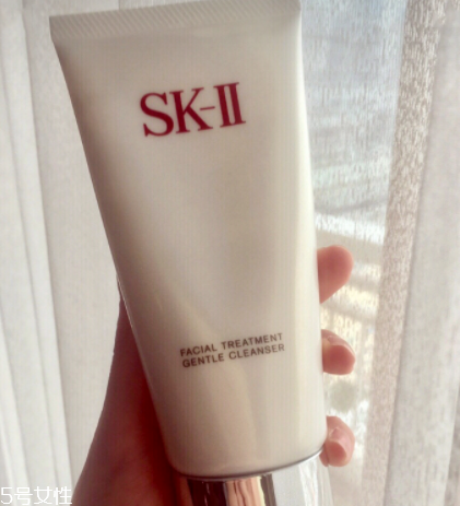 sk2氨基酸洗面奶怎么樣？能洗掉淡妝