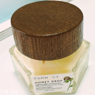 面霜和乳液都要用嗎？油皮可以只用一種