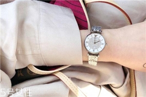 armani阿瑪尼滿天星手表多少錢？