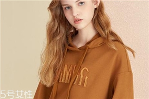 今年流行什么款式衛(wèi)衣？春日造型全靠它