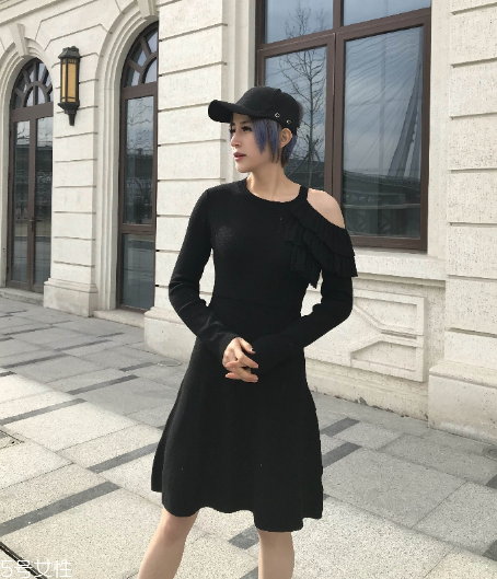 2018流行什么款式小黑裙？最經(jīng)典的性感風(fēng)